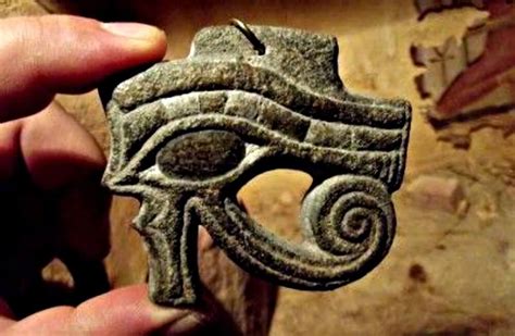 The significance of scarab beetle amulets in ancient Egypt